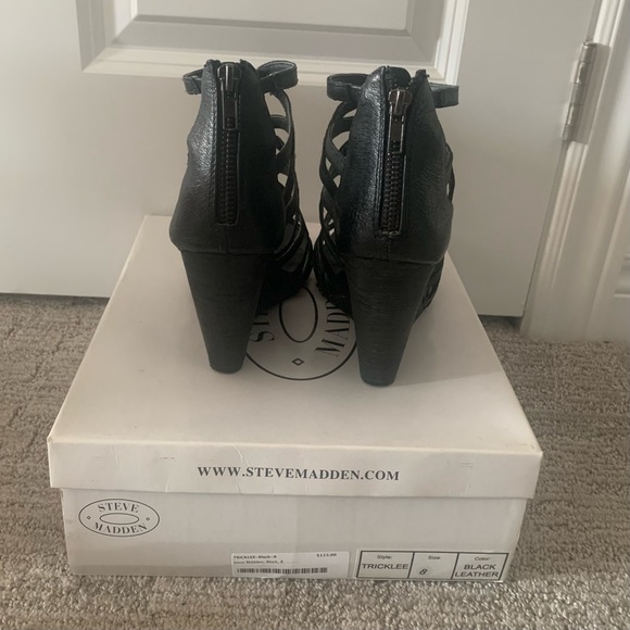 Steve Madden Tricklee Wedges - Size 8! - Picture 4 of 5